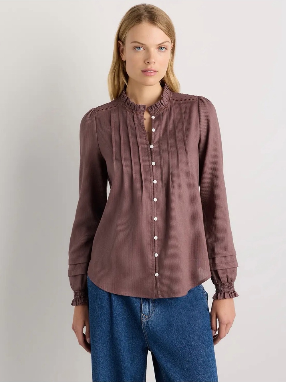 NWT. Quince Organic Cotton Textured Peasant Blouse